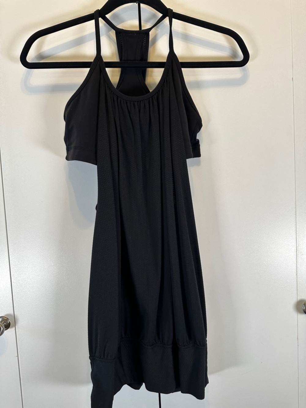 Lululemon No Limits Tank Black Size 8